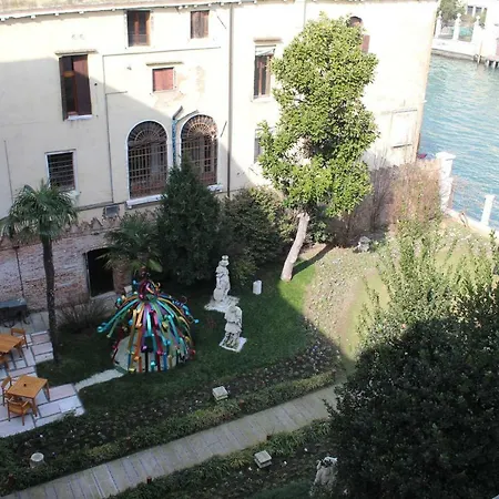 San Stae Grand Canal View Apartmán